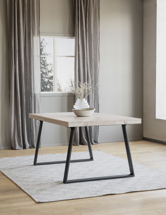 Tavolo da pranzo 'Brooklyn' 220x95cm - Rovere bianco/Nero Piedi a U