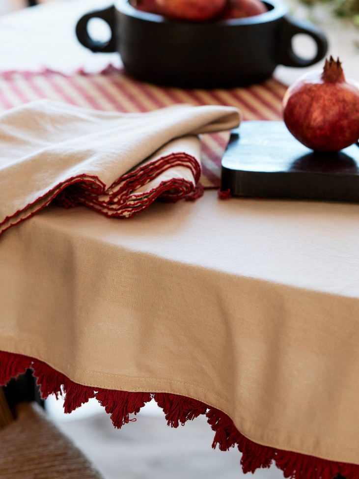 Tovaglia 'Stine' 145x280 - Rossa