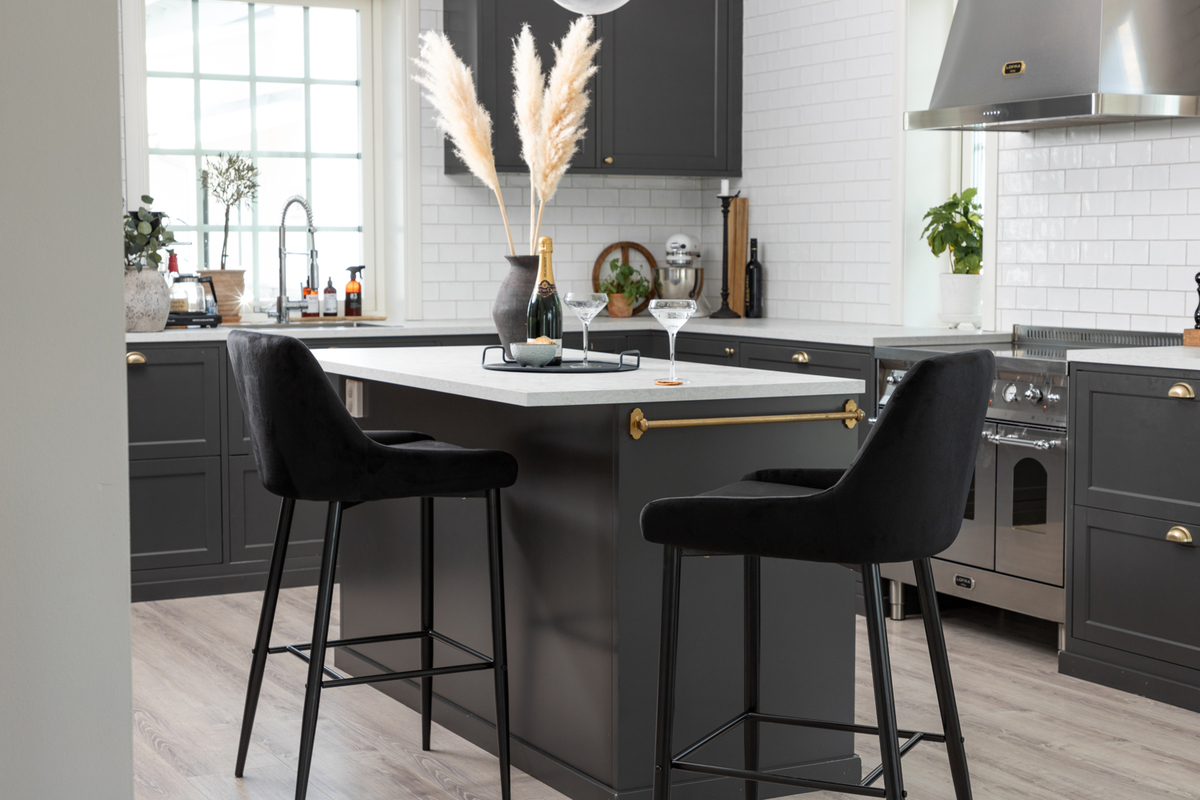 Sgabello 'Folldal' - Nero