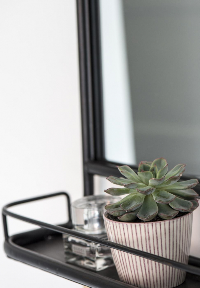 Specchio da parete con mensole 'Tulipano' - Nero